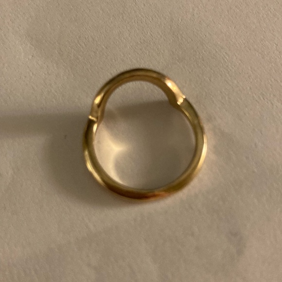 Small gold ring, unique design - Picture 8 of 8